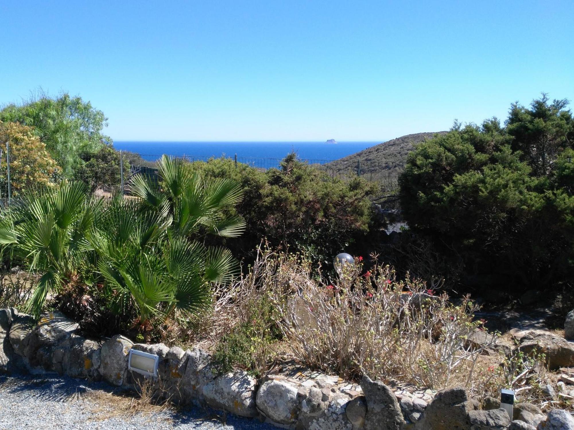 B&B Glamping Semaforo Capo Sperone Sant'Antioco Exterior photo